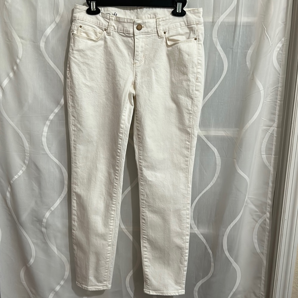 Ann Taylor Beige Modern Fit, Low Rise Jeans, Size 4